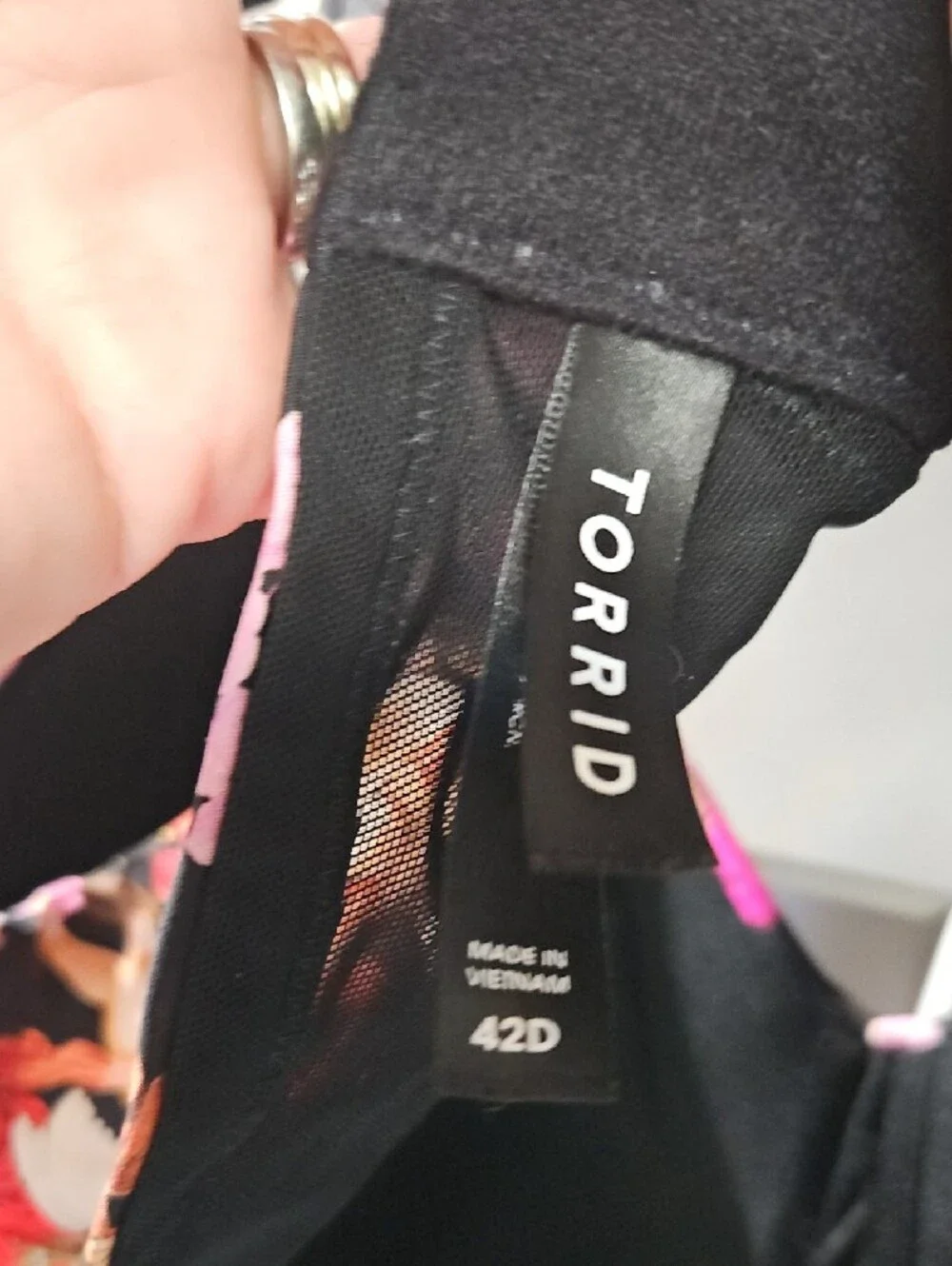 torrid Black Floral T-Shirt Bra with Pink & Red Blossoms